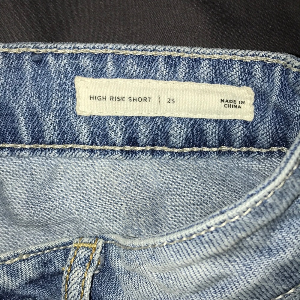 PacSun High Rise Ripped Shorts 💙 - Picture 3 of 3